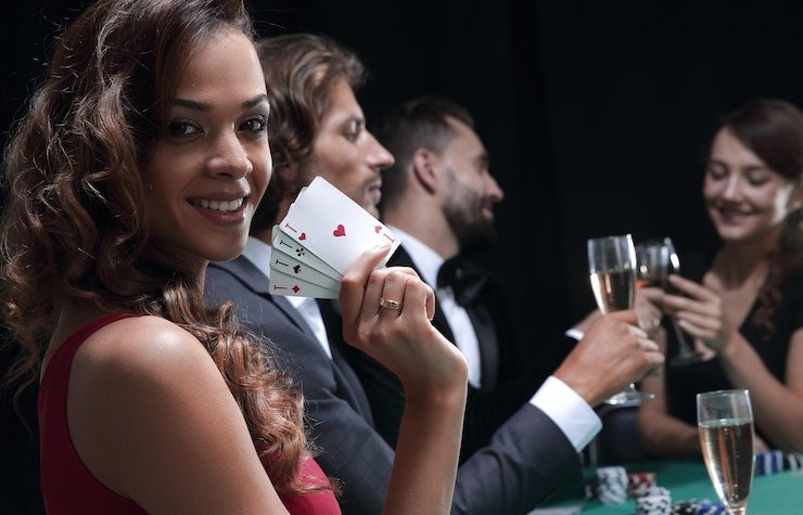 ceri123 slot mobile app interface showing sportsbook, live casino, and slots games