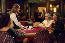 Payment methods on ceri123 slot showing DANA, OVO, GoPay, ShopeePay, and QRIS icons